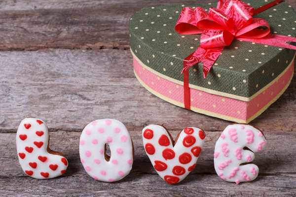 Самые романтичные подарки для девушки на День Святого Валентина